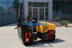 小型壓路機(jī)企業(yè)用產(chǎn)品質(zhì)量贏得市場(chǎng)