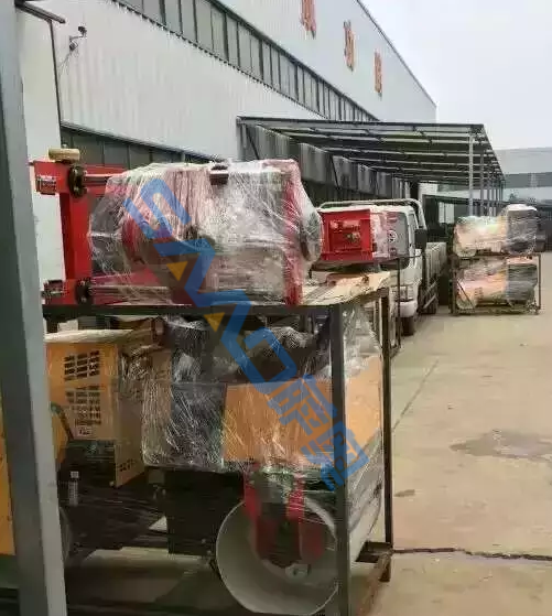 濟(jì)寧薩奧小型壓路機(jī)漂洋過(guò)海海南三亞