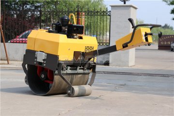 手扶小壓土機速度不穩(wěn)如何調試？